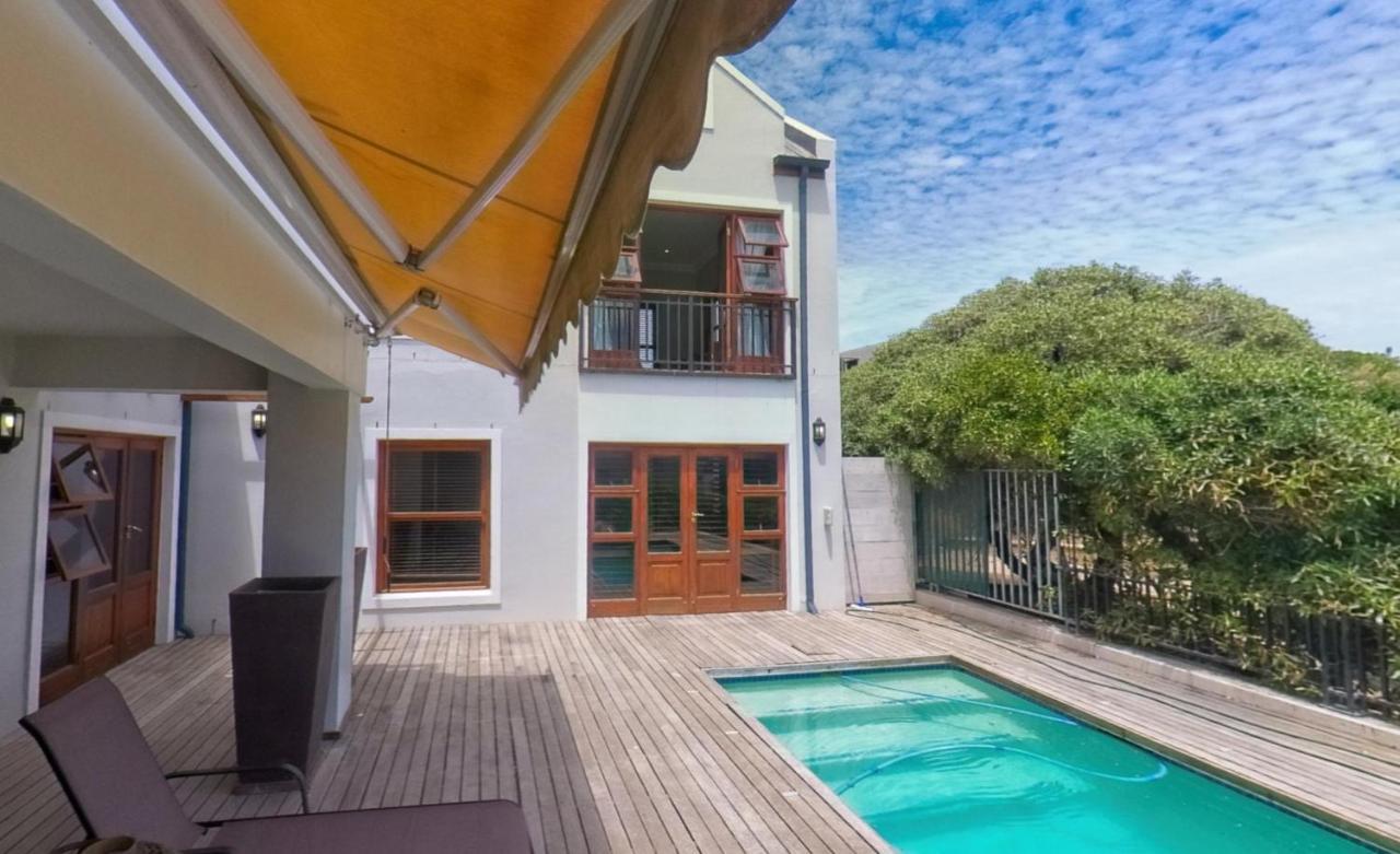 Blaauw Village Guest house